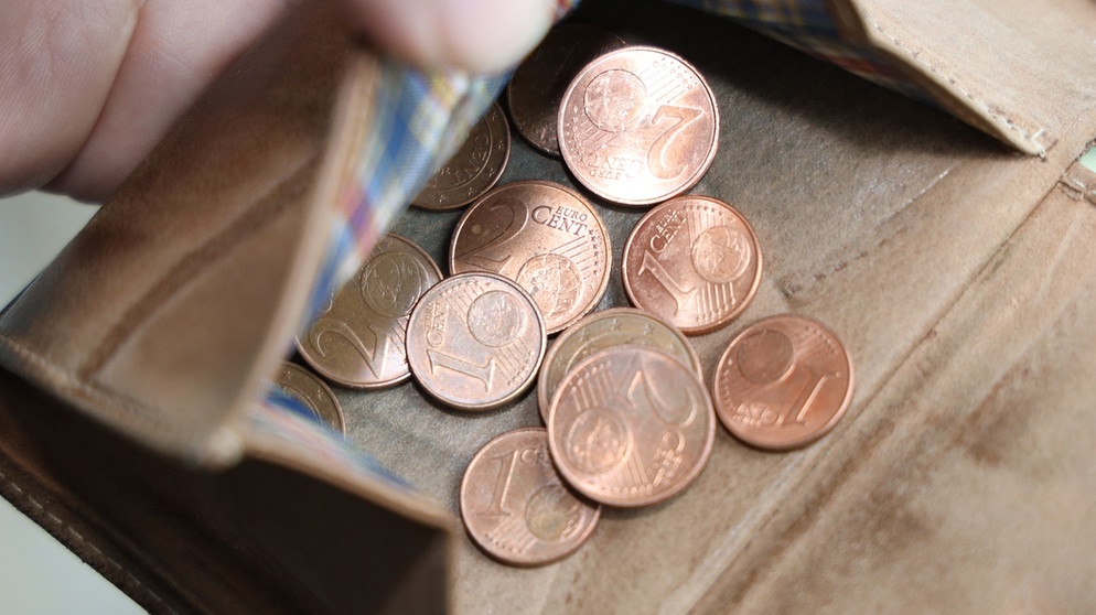 Ein und Zwei Cent Münzen in einer Geldbörse | Bild: picture alliance/APA/picturedesk.com