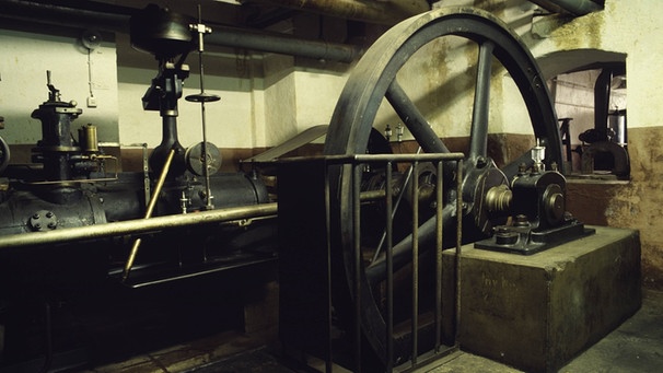 Dampfmaschine von 1872  in der Zuckerfabrik in Oldisleben (Thüringen). | Bild: picture-alliance/dpa