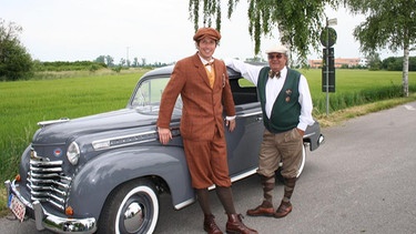 Wer fährt auf Oldtimer ab? / Willi mit Opel-Besitzer Peter Dennemarck, Oberschleißheim. | Bild: BR/megaherz gmbh