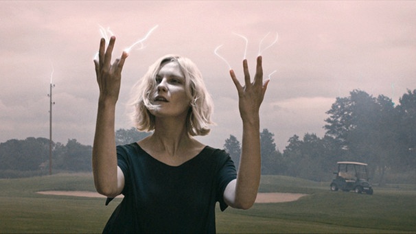 Justine (Kirsten Dunst) in Lars von Triers Apokalypse-Film "Melancholia". | Bild: Concorde Filmverleih/dpa/picture alliance