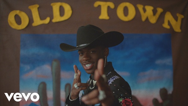 Lil Nas X - Old Town Road (Official Video) ft. Billy Ray Cyrus | Bild: LilNasXVEVO (via YouTube)