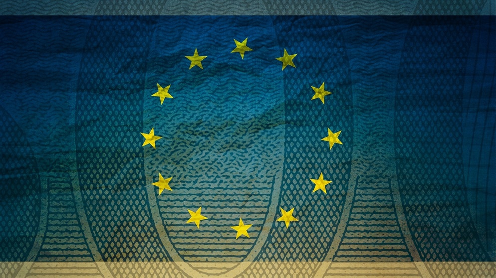 Symbolbild: Geldscheinzoom mit Euro-Flagge darüber | Bild: BR