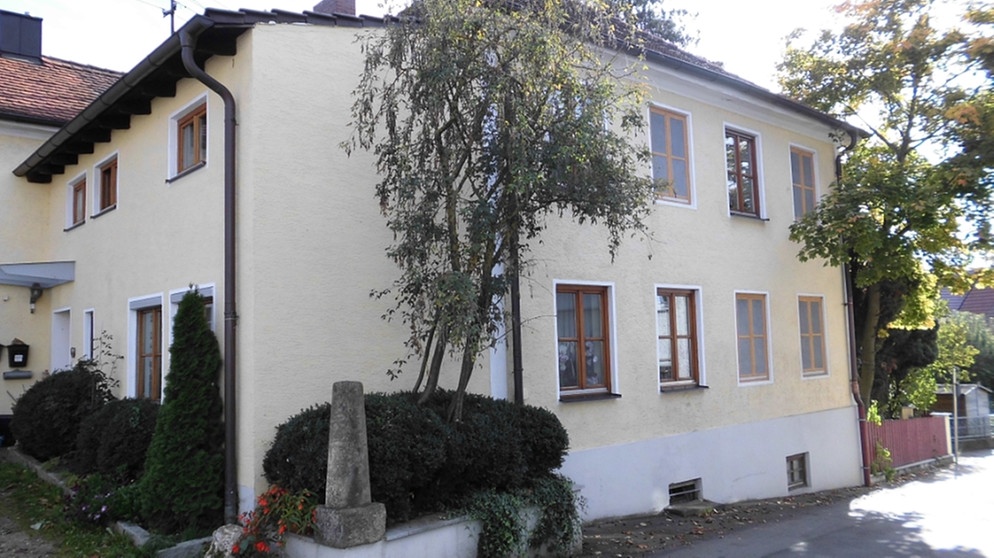 Heutige Ansicht der ehemaligen jüdischen Volksschule in Buttenwiesen, 2012 | Bild: Gemeinde Buttenwiesen