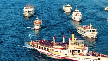 Schiffsflotte auf dem Chiemsee | Bild: picture-alliance/dpa