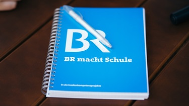 Heft mit der Aufschrift "BR macht Schule". | Bild: BR