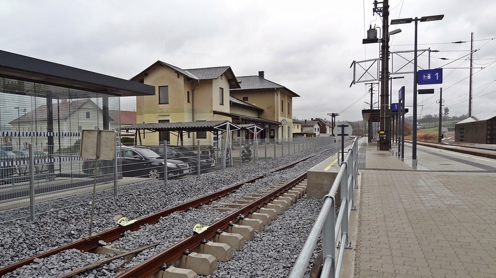 Gleis am Bahnhof Lungitz | Bild: Robert Klausberger