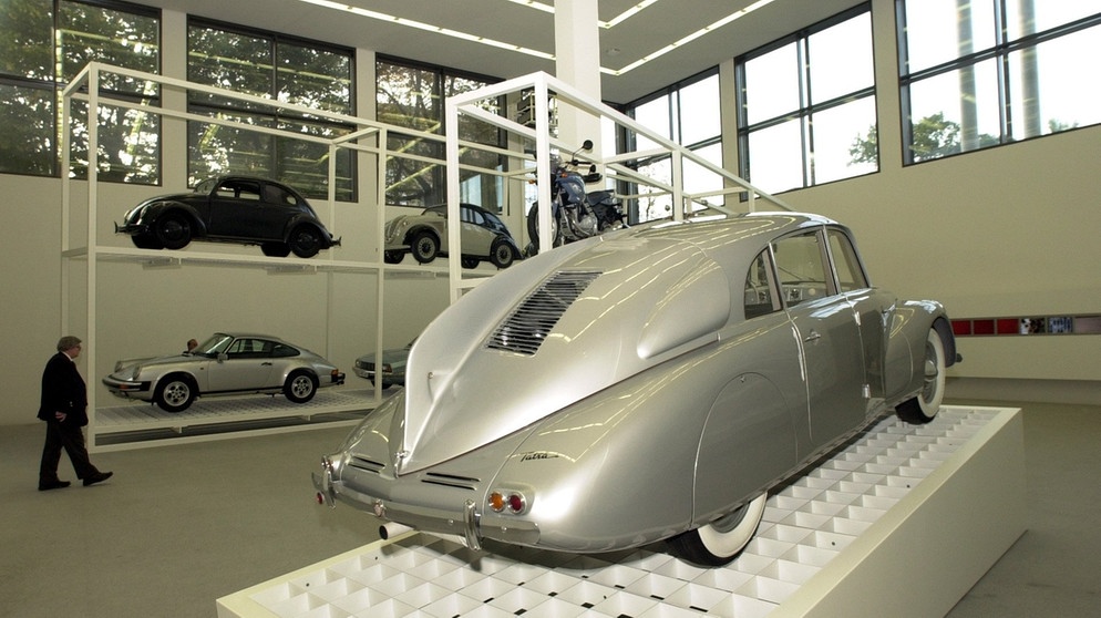 Porsche in der Pinakothek der Moderne | Bild: picture-alliance/dpa