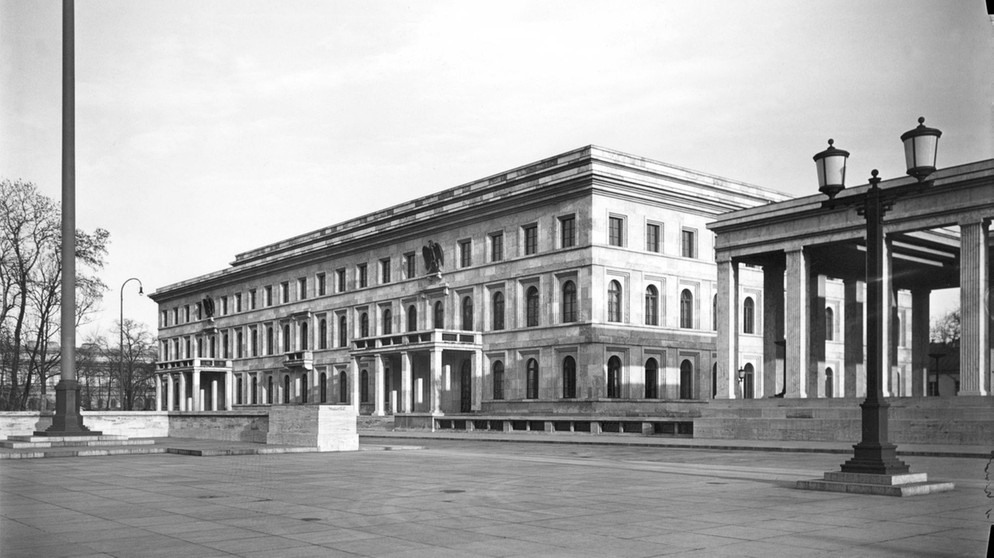 NS-Erinnerungsorte München: Führerbau | Bild: Stadtarchiv München