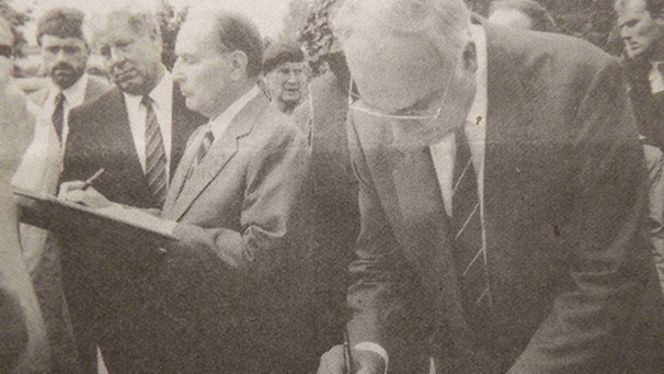Bundeskanzler Kohl und der französische Präsident Mitterand 1987 in Kelheim | Bild: Mittelbayerische Zeitung