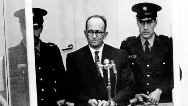 Adolf Eichmann auf der Anklagebank in Jerusalem | Bild: picture-alliance/dpa