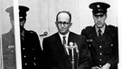 Adolf Eichmann auf der Anklagebank in Jerusalem | Bild: picture-alliance/dpa
