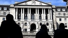 Außenfassade der Bank of England mit Schatten | Bild: pa/dpa