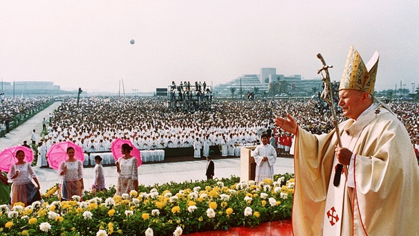 Johannes Paul II. in Manila | Bild: picture-alliance/dpa
