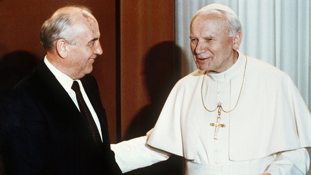 Michail Gorbatschow und Johannes Paul II. (Aufnahme von 1990) | Bild: picture-alliance/dpa