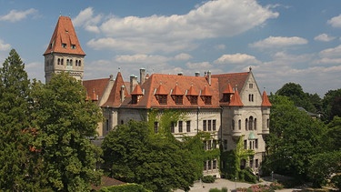 Blick auf das Schloss Faber Castell | Bild: picture alliance/dpa/Daniel Karmann