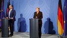 Merkel und Spahn | Bild: Markus Schreiber/AP POOL/dpa