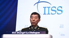 Singapur: Der chinesische Verteidigungsminister General Li Shangfu spricht beim asiatischen Sicherheitsforum "Shangri La Dialogue" | Bild: Britta Pedersen/dpa