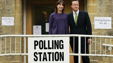 Cameron vor Wahllokal | Bild: picture-alliance/dpa