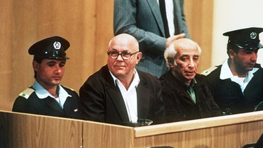 16. Februar 1987: Beginn des Prozesses gegen John Demjanjuk (Zweiter von links) in Jerusalem | Bild: picture-alliance/dpa