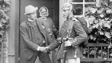 Verabschiedung von der Familie, 1914 | Bild: Scherl / Süddeutsche Zeitung Photo