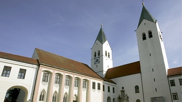 Der Freisinger Dom St. Maria und Korbinian | Bild: picture-alliance/dpa