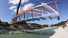 Neue Loisach-Brücke in Eschenlohe | Bild: picture-alliance/dpa