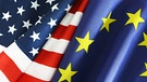 Fahnen der USA und der EU | Bild: picture-alliance/dpa