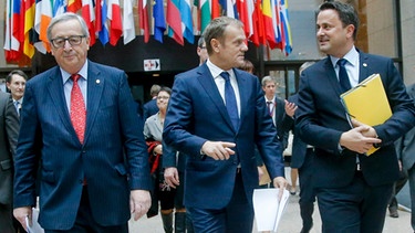Jean Claude Juncker,  Donald Tusk und der Premier von  Luxembourg Xavier Bettel | Bild: picture-alliance/dpa