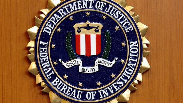 Das Wappen des Federal Bureau of Investigation (FBI) des US-Justizministeriums | Bild: picture-alliance/dpa