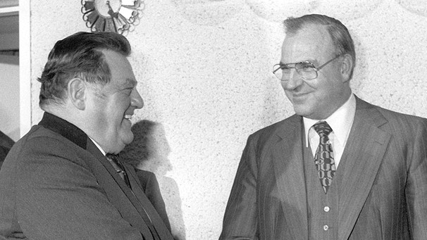 Franz Josef Strauß und Helmut Kohl im Dezember 1976 | Bild: picture-alliance/dpa