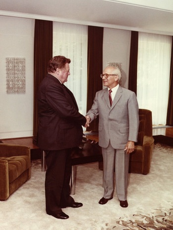 Franz Josef Strauß 1983 zu Besuch bei Erich Honecker | Bild: picture-alliance/dpa