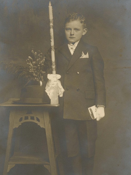 Franz Josef Strauß am Tag seiner Erstkommunion 1924/25 | Bild: Hanns Seidel Stiftung