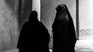 Frau mit Burka (Symbolbild) | Bild: picture-alliance/dpa/ Emanuele Mazzoni