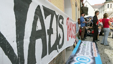 Antineonazi-Protest "Gräfenberg ist bunt" | Bild: picture-alliance/dpa