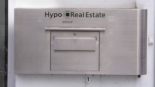 Briefkasten der Hypo Real Estate Bank Zentrale in München | Bild: picture alliance/Ulrich Baumgarten