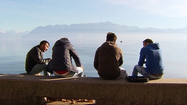 Flüchtlinge Schweiz: Flüchtlinge am See von Lausanne | Bild: Daniel Hechler