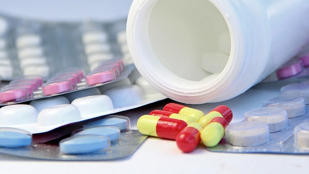 Symbolbild Generika: verschiedene Tabletten und Kapseln | Bild: colourbox.com
