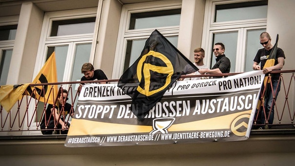 Gleichzeitige Besetzung des Willy-Brandt-Hauses und des Kurt-Schumacher-Hauses. | Bild: Identitäre Bewegung Deutschland e.V.