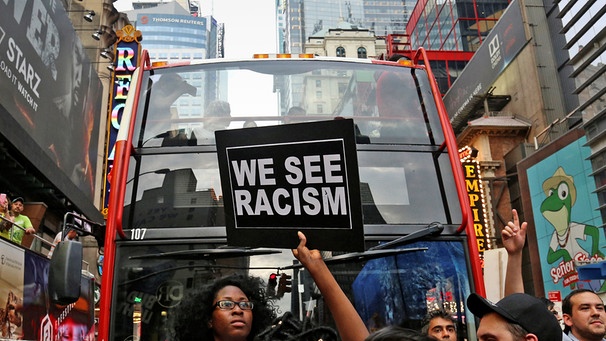 Protestkundgebungen in Manhattan, New York, wegen des gewaltsamen Todes von Alton Sterling und Philando Castile | Bild: Reuters (RNSP)/Bria Webb