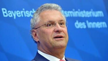 Bayerns Innenminister Herrmann | Bild: picture-alliance/dpa