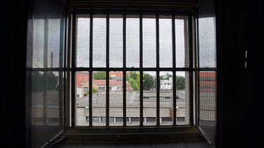 JVA Gitterfenster | Bild: picture-alliance/dpa