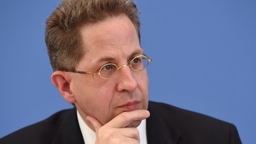 Hans-Georg Maaßen, Präsident des Bundesamts für Verfassungsschutz zur wachsenden Salafistenszene | Bild: picture-alliance/dpa
