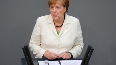 Angela Merkel während ihrer Regierungserklärung | Bild: dpa-Bildfunk/Kai Nietfeld