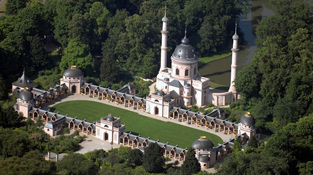 Moscheeartiger Bau im Schlossgarten von Schwetzingen | Bild: picture-alliance/dpa
