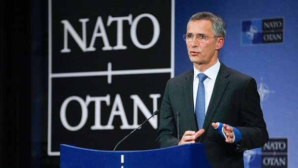 NATO-Generalsekretär Jens Stoltenberg | Bild: dpa/OLIVIER HOSLET 