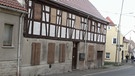 "Braunes Haus" in Jena, ehemaliger Treffpunkt von Neonazis, auch für solche aus dem NSU-Umfeld | Bild: picture-alliance/dpa