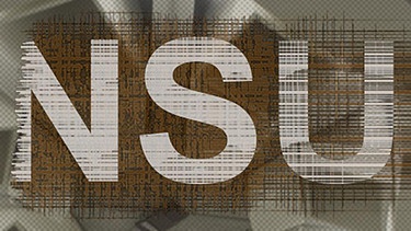 weiße Buchstaben NSU auf brauner Netzstruktur  | Bild: BR
