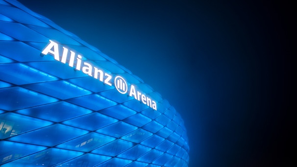 Allianz Arena in Blau | Bild: picture alliance/dpa