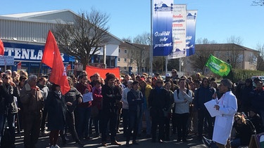 Proteste gegen Abschiebung in Mühldorf | Bild: BR/Hans Häuser