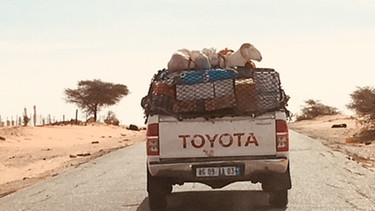 Ein Rettungswagen für Afrika | Bild: BR/Dominik und Ludwig Elmer